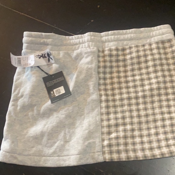 Play boy skirt - Picture 3 of 4